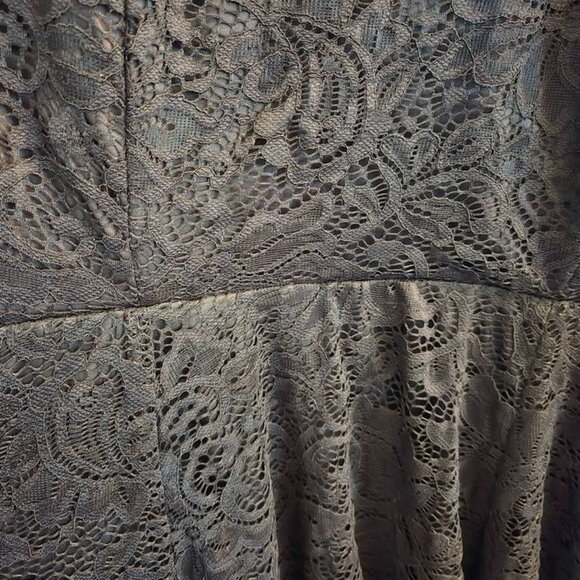 Lacy Black Midi Dress - Picture 6 of 7